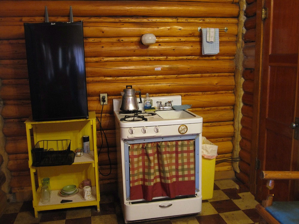 wyoming cabin rental sodbuster cabin picture